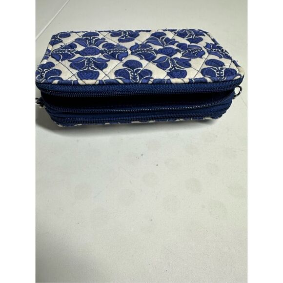 Vera Bradley COBALT TILE All In One CROSSBODY Wallet WRISTLET Cell Phone BAG - Picture 11 of 13